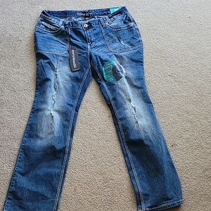 Brand new Ariya Jeans slim boot cut jeans